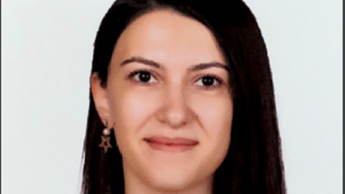 Gizem CEREV - İngilizce Öğretmeni